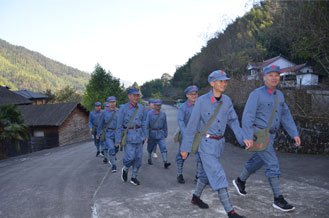重走长征路主题活动